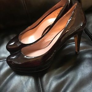 Black Patent Leather slightly used pumps
